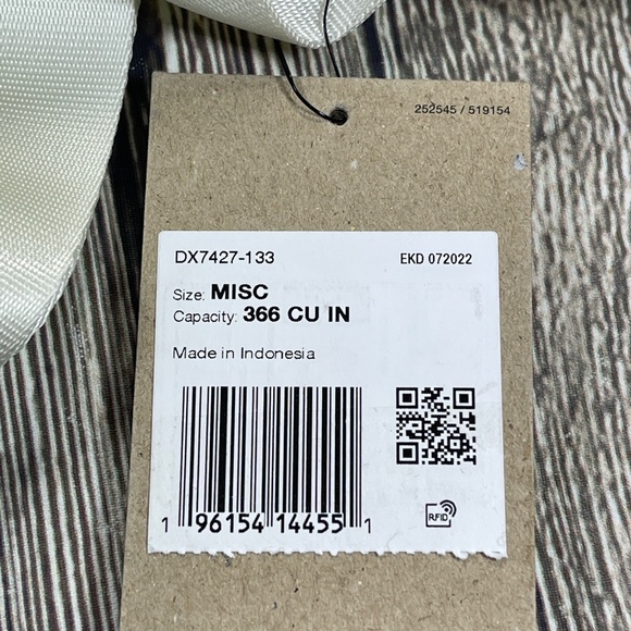 Nike Sportswear Futura 365 Mini Backpack White/Blue One Size 6L CW9301-010 - Picture 5 of 6